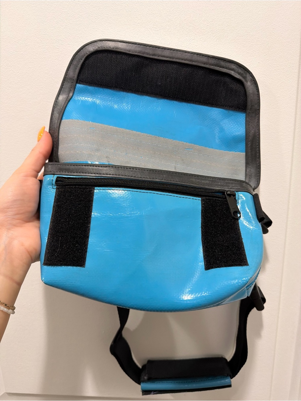 Freitag F40 JAMIE Sky Blue Sling Unisex Crossbody Messenger Hip Bag - Picture 8 of 13